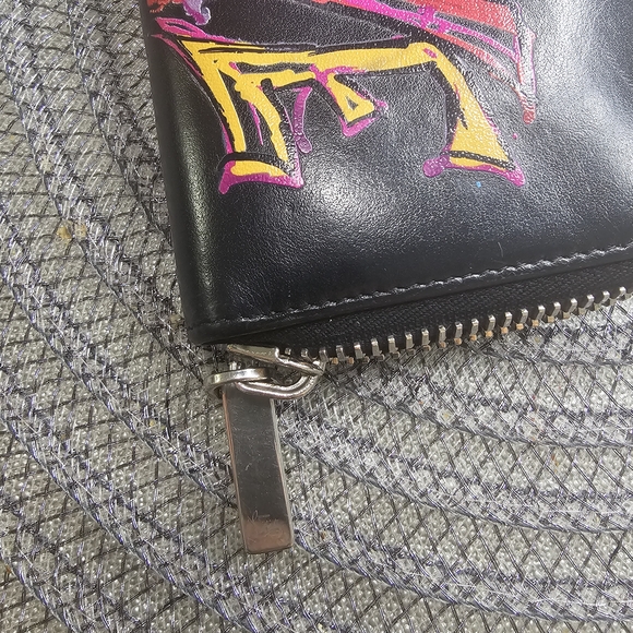 Christian Louboutin Black LOVE Wallet - Picture 4 of 9